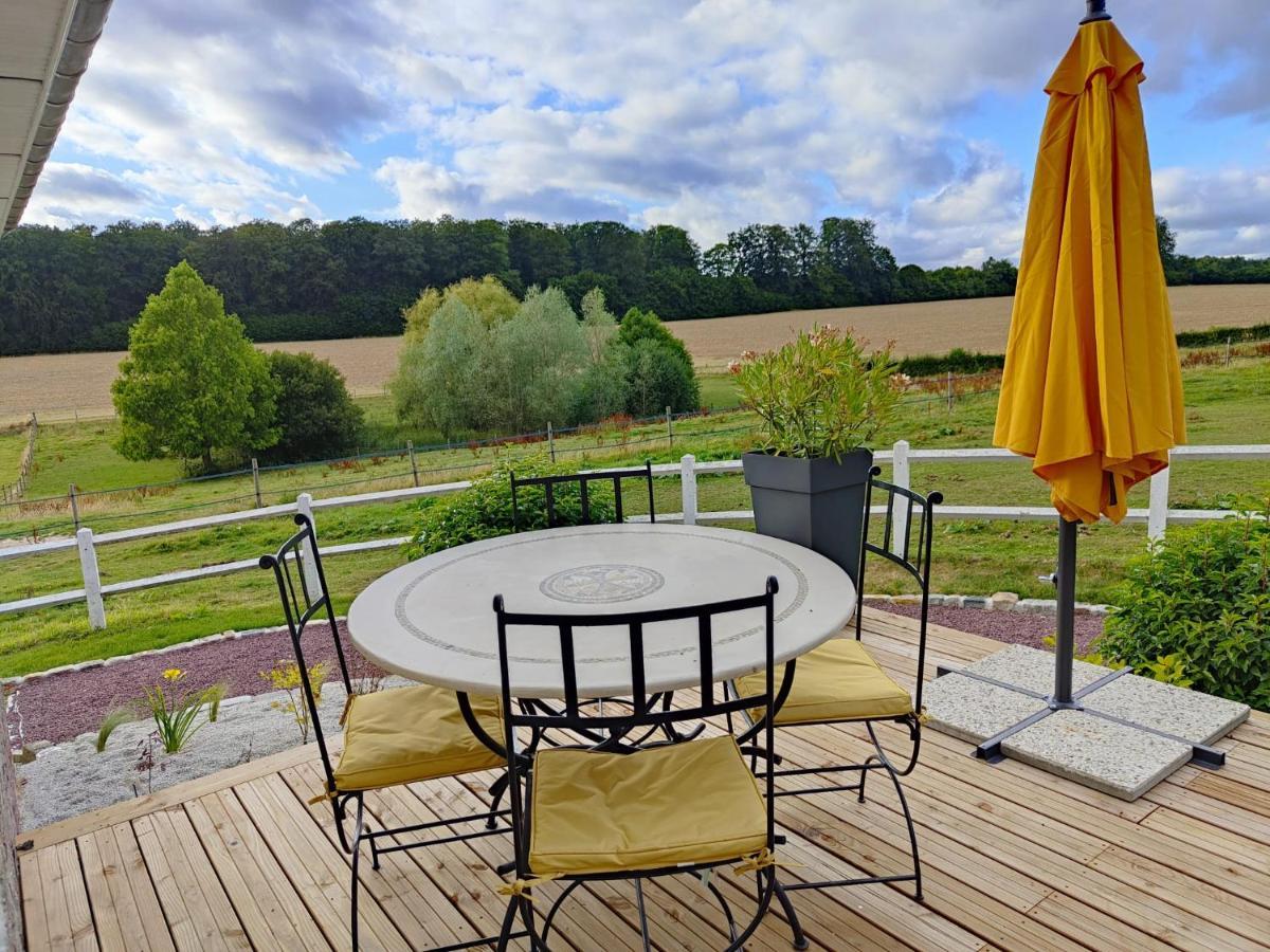 Equestre. Ferme Des Essarts Maucomble